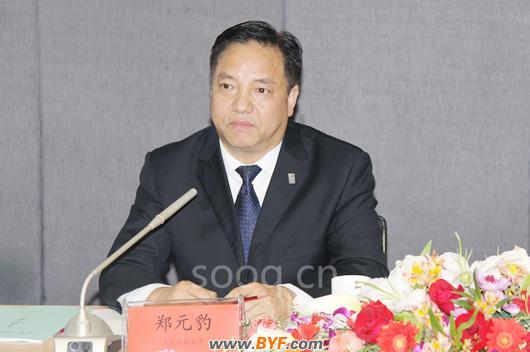 鄭元豹為MBA企業(yè)家學員作主題演講 