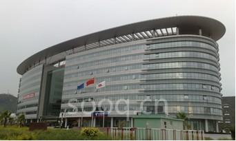 全球能效管理專家施耐德電氣的綜合布線解決方案憑借其獨特的技術(shù)優(yōu)勢和特定的防潮效果被深圳機場信息指揮大廈采用