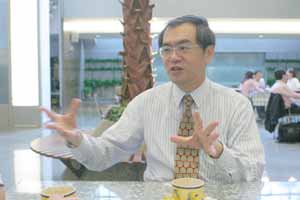 研華董事長劉克振