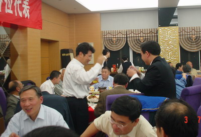 昆侖通態(tài)經(jīng)理華祖銀與和利時(shí)總裁
