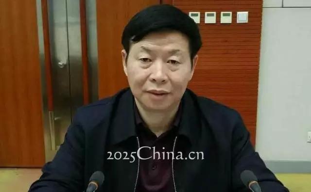 李朝興代表：盡快啟動(dòng)數(shù)據(jù)立法，推動(dòng)大數(shù)據(jù)發(fā)展