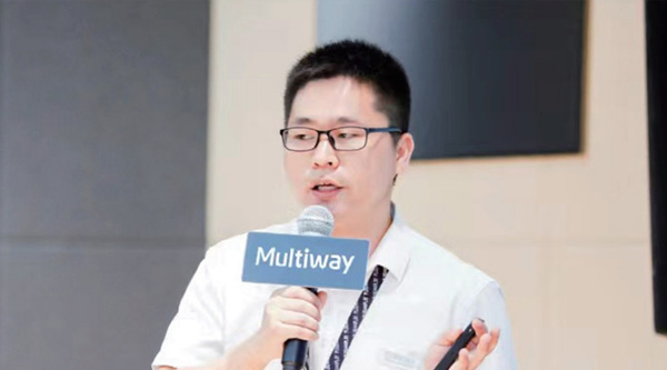 勱微機(jī)器人：創(chuàng)新引領(lǐng) 全維度構(gòu)建以無人叉車為載體的技術(shù)平臺領(lǐng)先優(yōu)勢
