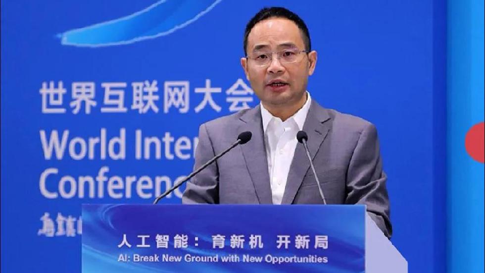 華為鄭葉來(lái)：AI正由“人工”智能走向真正的人工智能